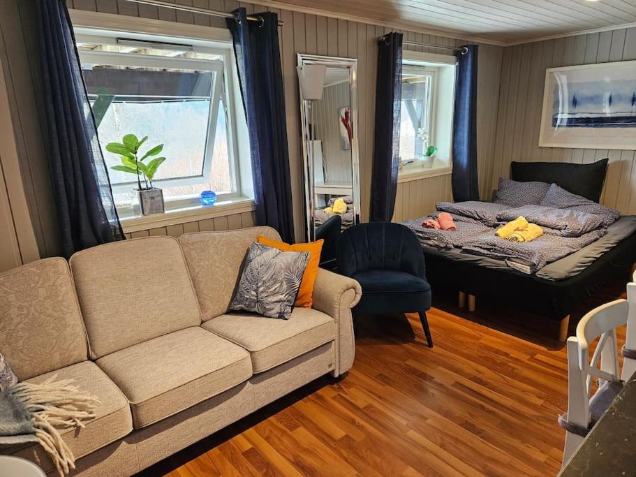 Lonevåg Casa Monami Leilighet I Naturen Naer Bergen 아파트 외부 사진